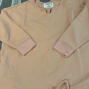 NWT The Sweatshirt Project Women’s Quilted Plus Size 3x Coral Sleeve Top